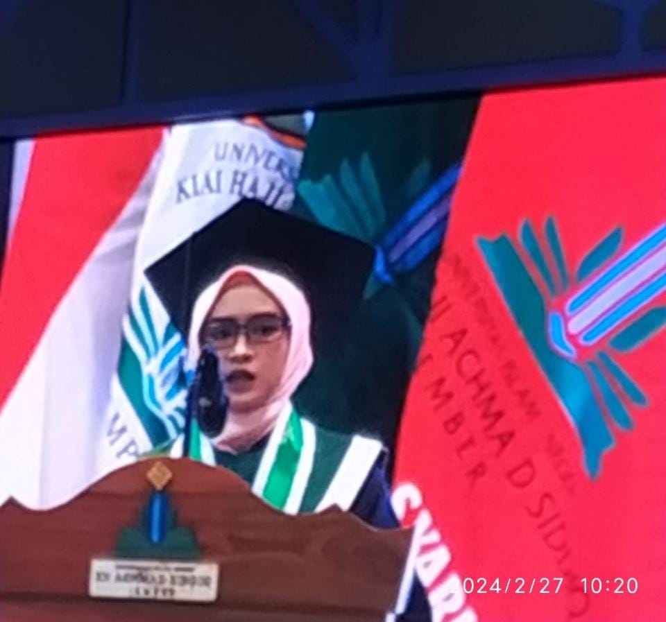 Nabilah ‘Ainun Nafi’; Wisudawan Terbaik Prodi PIAUD FTIK UIN KHAS Jember Periode ke-56 Tahun 2024